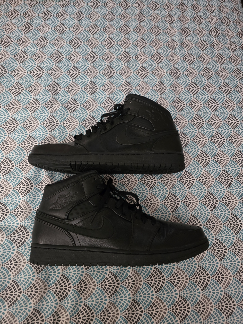 Nike Air Jordan 1 Mid All-Black Men's Sneakers size 13